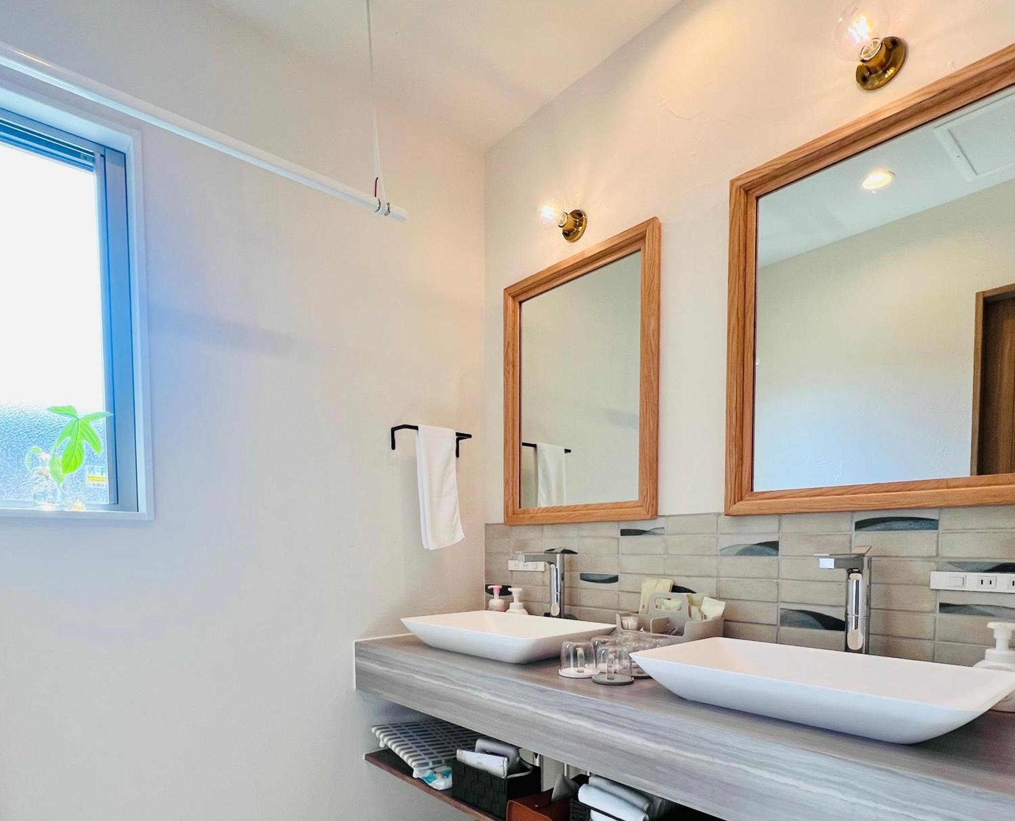 星降る夜と天然木の香りに包まれる新築癒しの隠れ家ishigaki Villa En えん Exterior photo